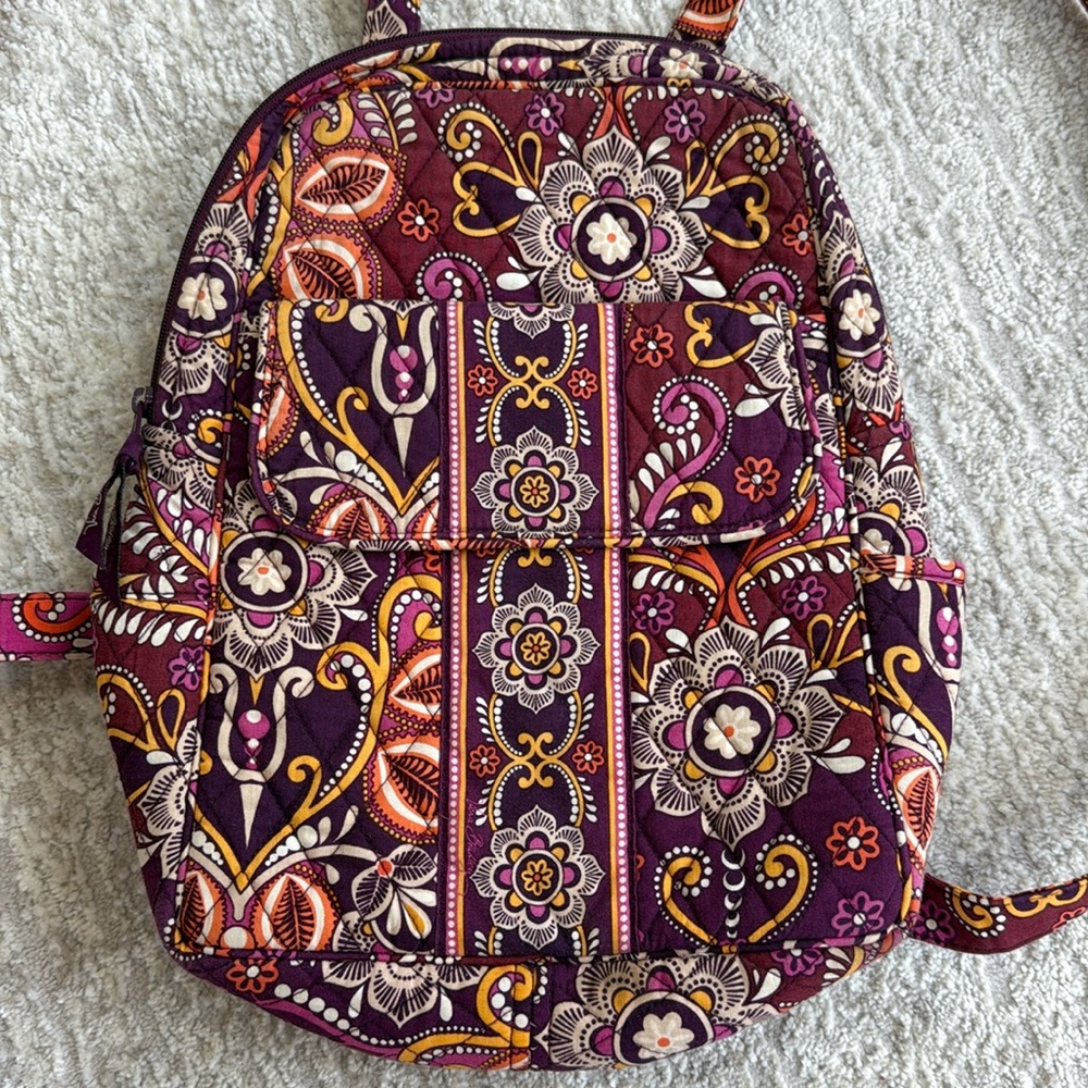 Vera Bradley Campus Book/Backpack - Safari Sunset Pattern - Like New